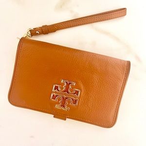 Tory Burch Britten Wallet